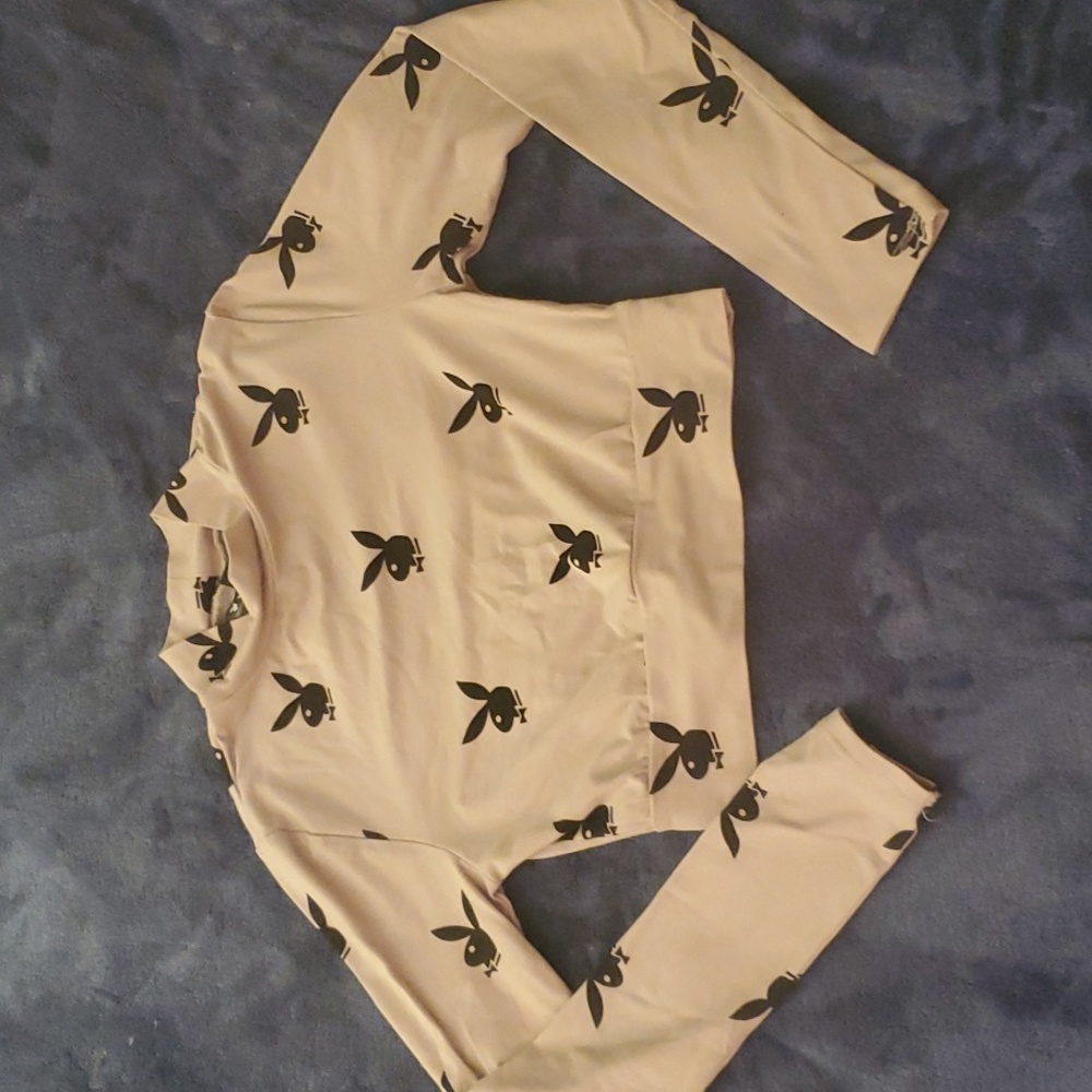 PLAYBOY Bunny Crop-top